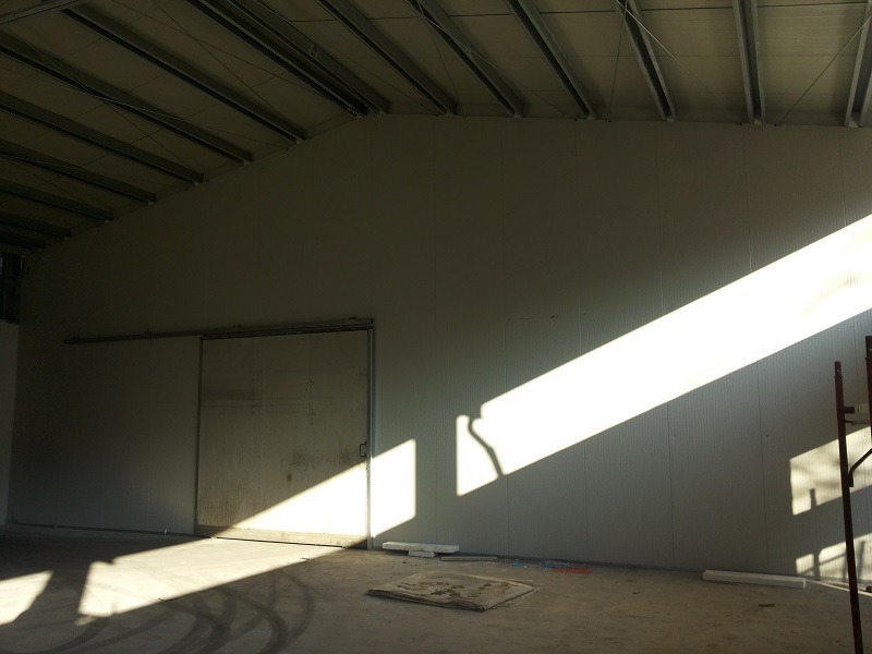 INTERNO CAPANNONE 2